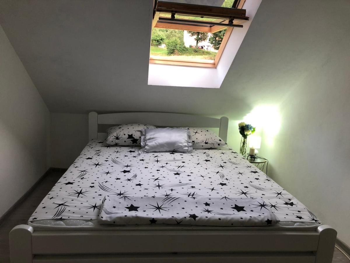 Peaceful Apartment Плужине Екстериор снимка
