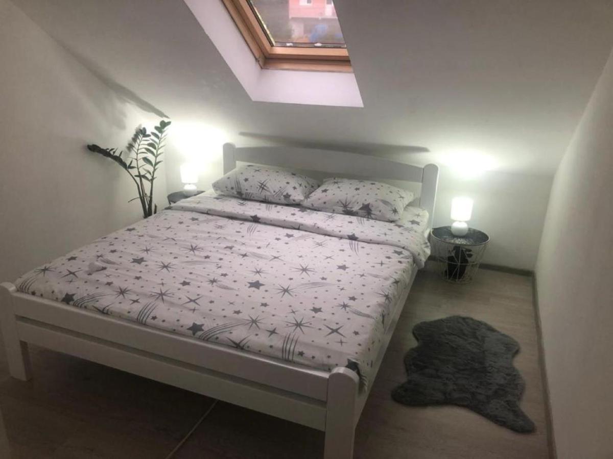 Peaceful Apartment Плужине Екстериор снимка