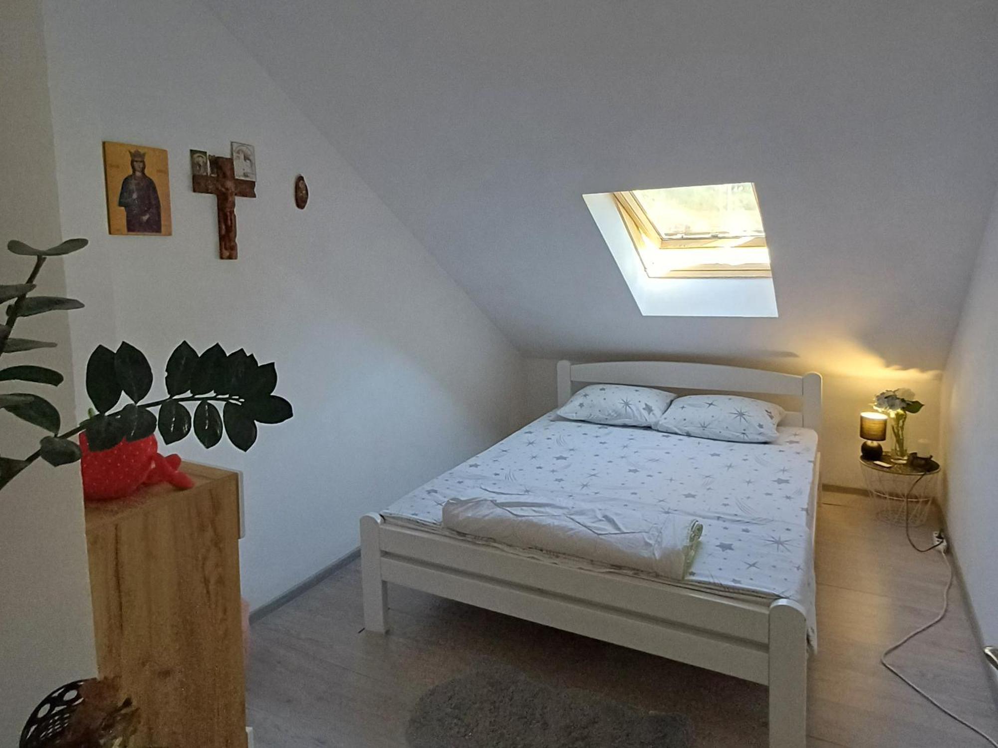 Peaceful Apartment Плужине Екстериор снимка